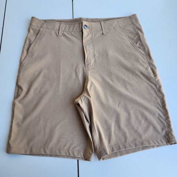 Rorie Whelan Golf Shorts Mens 38 Beige Khaki Classic Fit Active Stretch Comfort - Picture 1 of 12
